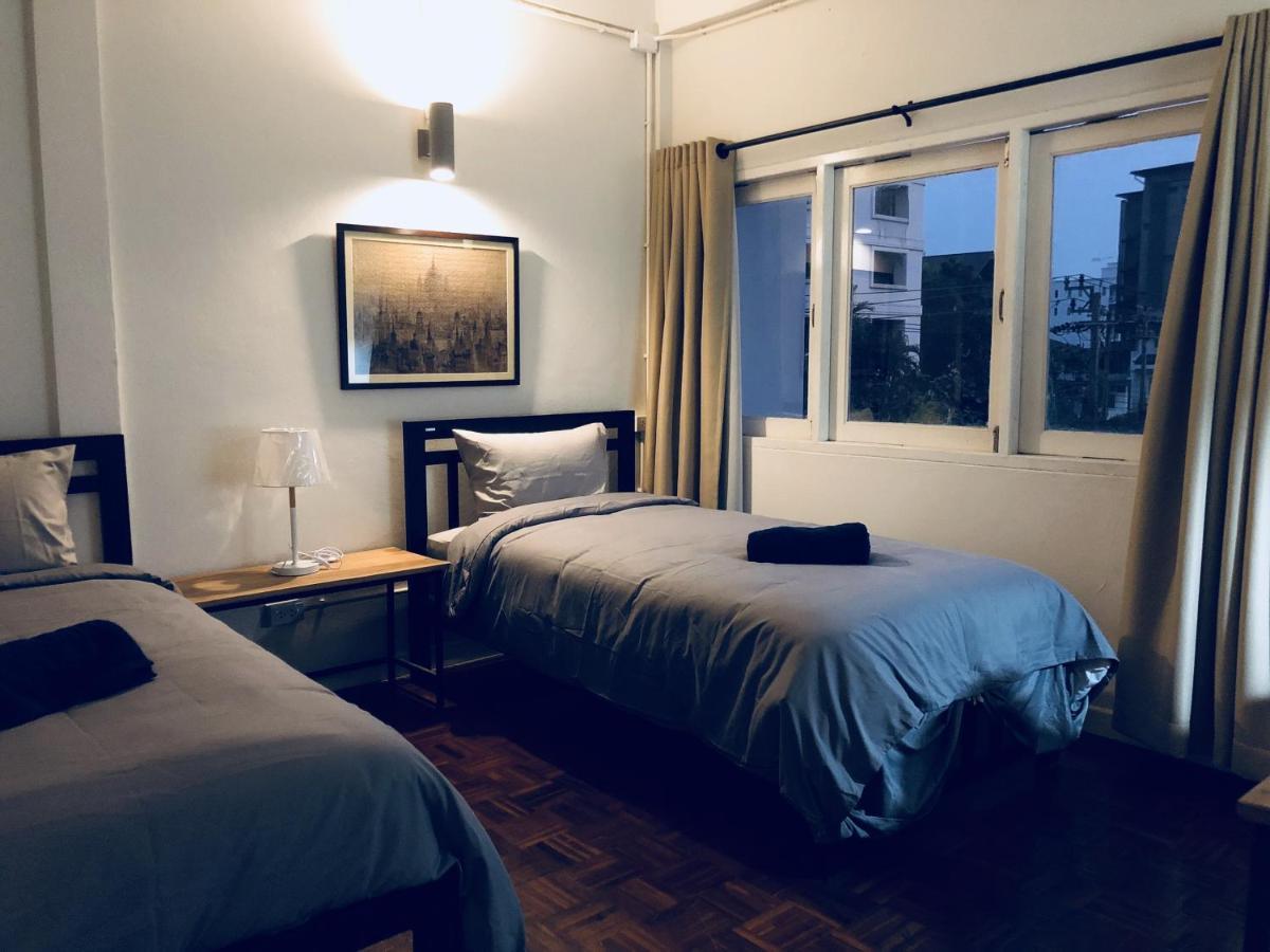 Pingplalee Female House Bed & Breakfast Bangkok Ngoại thất bức ảnh