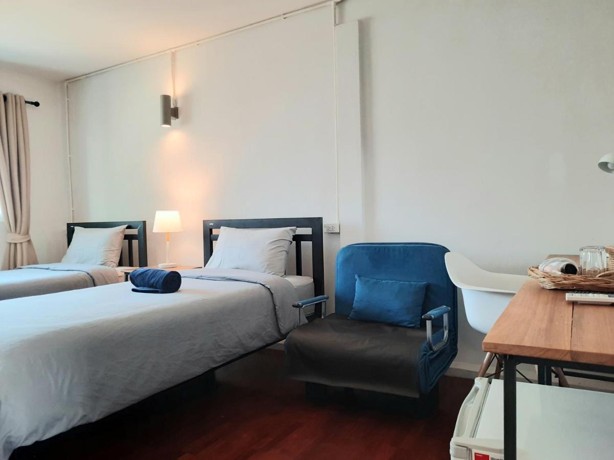 Pingplalee Female House Bed & Breakfast Bangkok Ngoại thất bức ảnh
