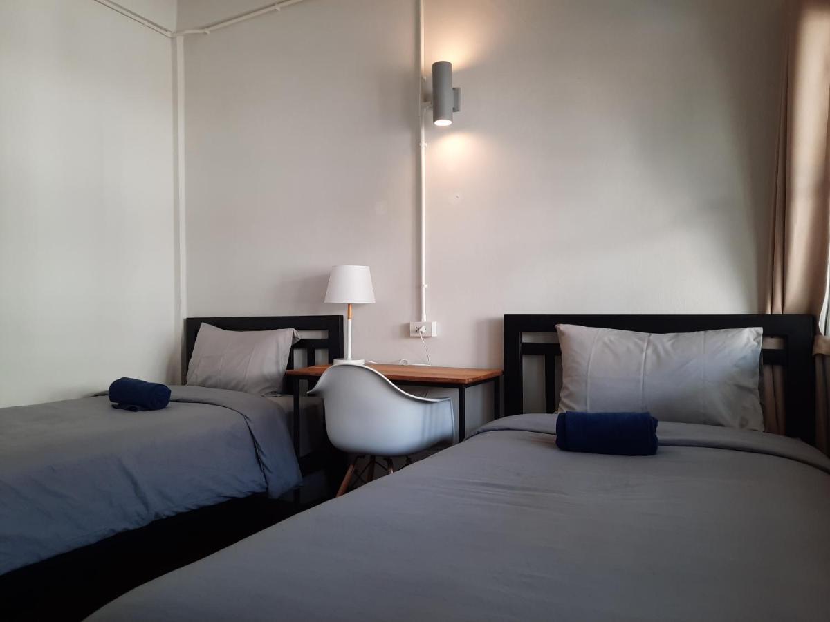 Pingplalee Female House Bed & Breakfast Bangkok Ngoại thất bức ảnh