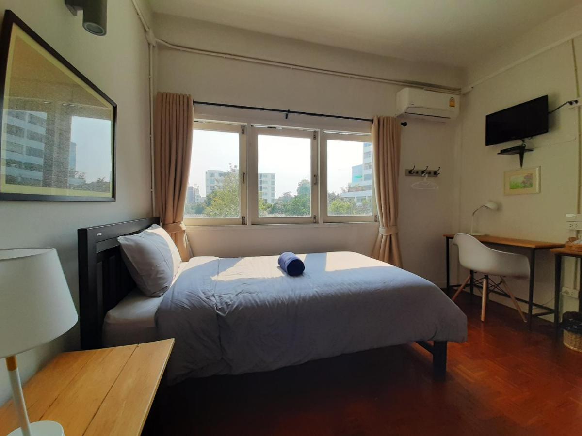 Pingplalee Female House Bed & Breakfast Bangkok Ngoại thất bức ảnh